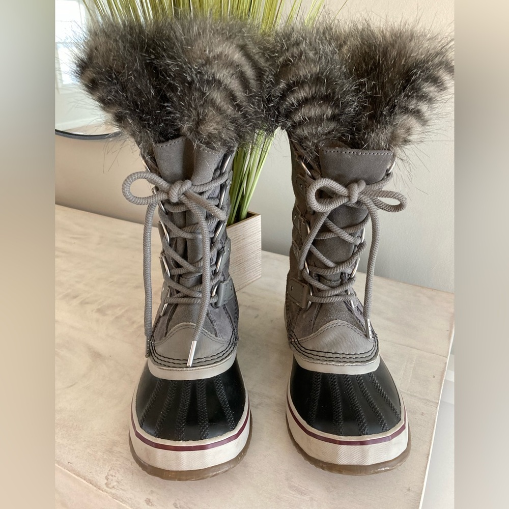 Sorel Joan of Arctic waterproof boots
